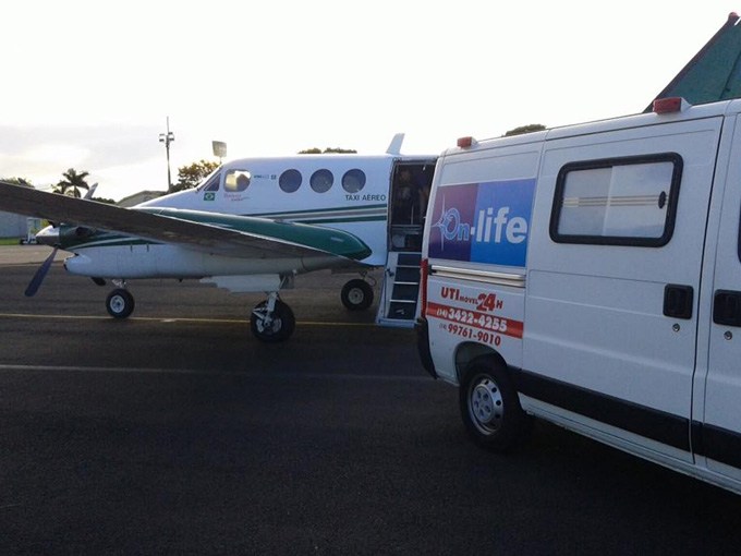 Ambulância On-Life em operação aeromédica
